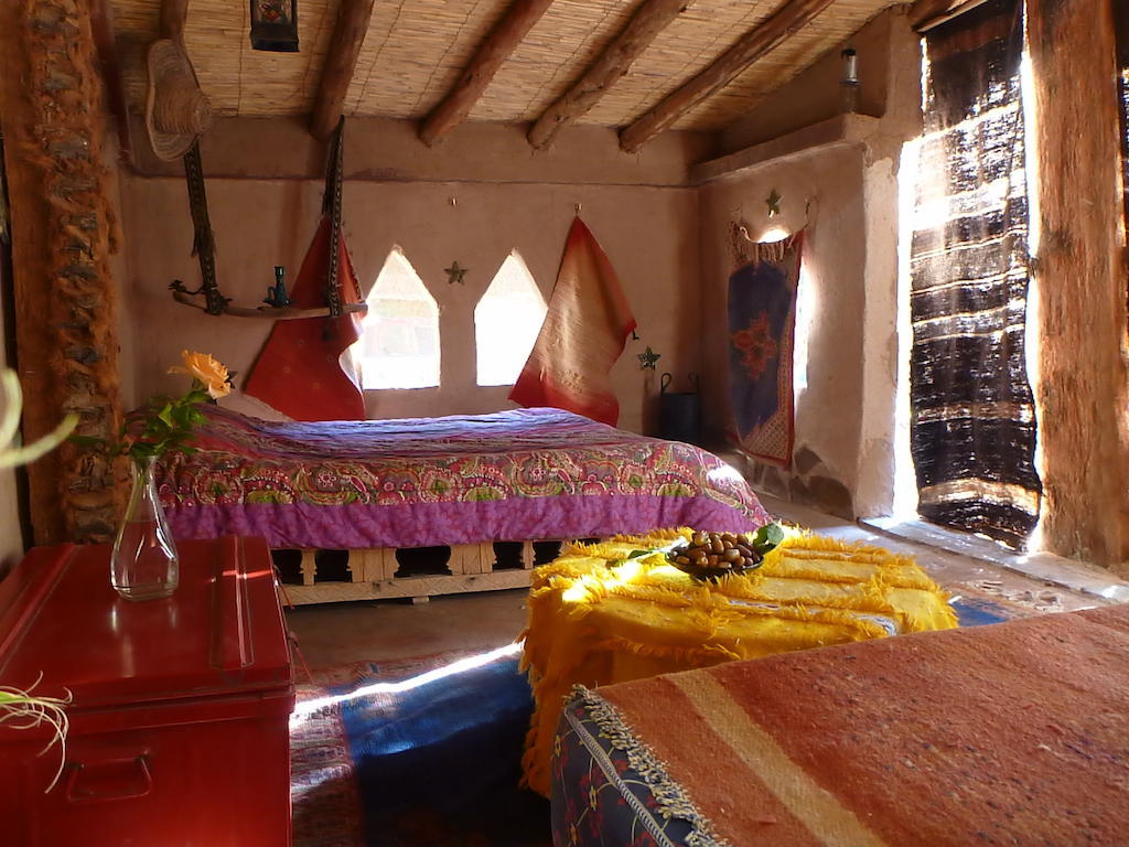 Hotel Le Chant Des Palmiers à Agdz Extérieur photo