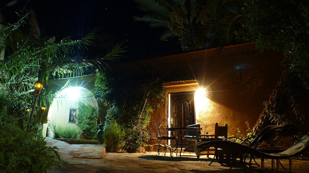 Hotel Le Chant Des Palmiers à Agdz Extérieur photo